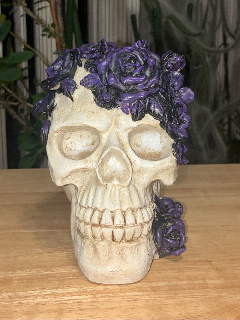 Ivory Ceramic Skull Accent with Purple Rose Wreath
